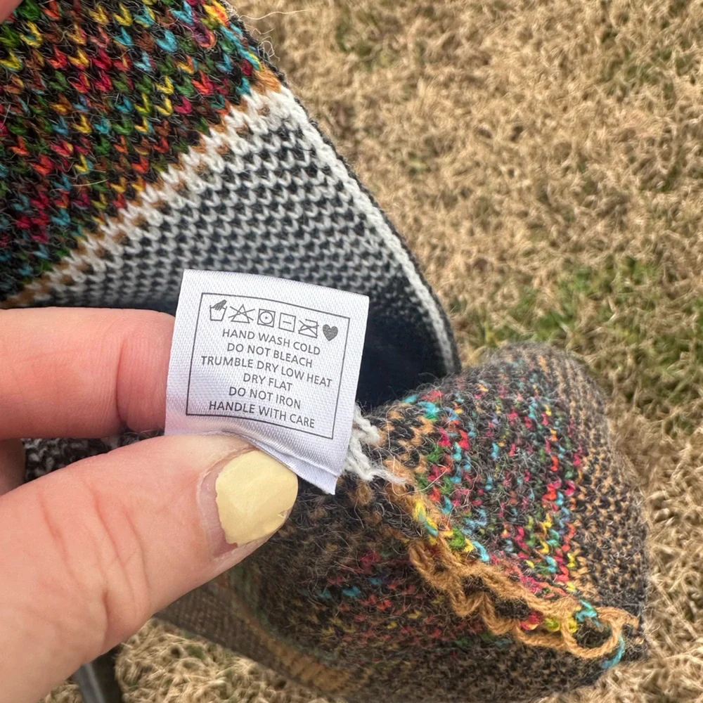 Gray Patterned Women's Sweater. Aztec. Long. Cardigan. Fun print - Picture 9 of 10